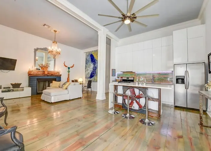 Modern Luxury In The Marigny W/ Heated Pool Option